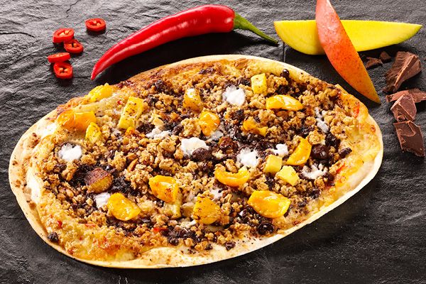 Flammkuchen Mango-Physalis-Schoko-Chili